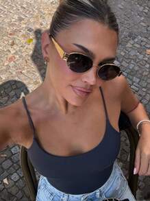 1PC Vintage Oval Fashion Glasses For Women Small Metal Frame Fashion Glasses Ladies Fashion Glasses Beach Accessories For Women Glasses Shades Basics Fall Winter Women Outfits Clothes Business Casual Gifts