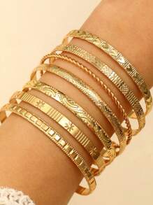 12-7pcs Set Fashion Textured Heart Shaped Metal Bangle Bracelet Set, Bohemian Style Adjustable Stacked Bracelets, Suitable For Daily Life And Party Wear, Ideal Gift For Friends And Family