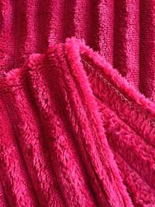 1pc Plush Striped Blanket, Lightweight Blanket, Warmth Blanket, Small Size 27.56inch X 39.37inch Coverlet. Easy To Carry, Four Colors Available