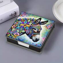 1 Stück 5D Diamant-Malerei Set - Lesezeichen/Aufbewahrungsbox, speziell geformte Kristall-Strass, Pferd & Pfau, Einhorn Muster, DIY Diamant Mosaik Memo Halter. Diese Memo Box kann zum Aufbewahren von Notizen und als Tischdekoration verwendet werden. Enthält 150 bedruckte Signaturpapiere auf Haftnotizen, die als gängiges Schreibwaren für tägliche Aufzeichnung von Ideen und Artikeln geeignet sind.