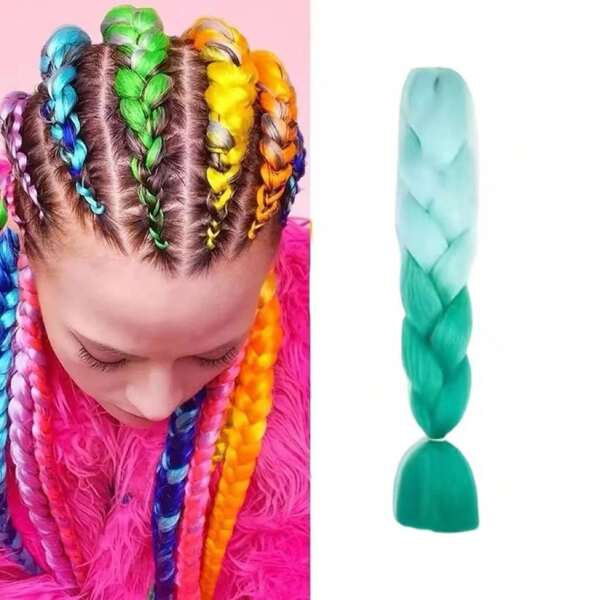 Dreadlock Bundles With A Fresh Green Gradient Are As Fresh And Vibrant As A Spring Forest. The High - Ponytail Style Is Eye - Catching And Full Of Energy, Suitable For Street - Style Looks And Parties.