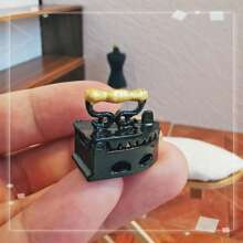 1/2 pièces [Fer miniature vintage] Statue de mini fer vintage, figurine mignonne, décoration de table en métal avec poignée dorée et design détaillé, accessoires idéaux pour maison de poupée, décoration de chambre, décoration de maison, meilleurs cadeaux