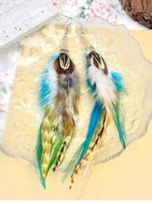 1 Pair Of Exquisite Feather Drop Earrings - Unique Retro-Inspired Design, Versatile For Daily Wear, Perfect Party Accessories, Bold -Inspired Jewelry - Thoughtful Gift Idea For Women