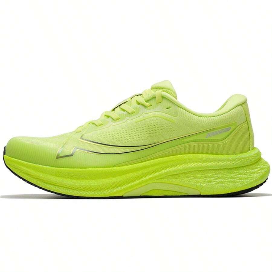 XTEP Zapatillas de running ligeras y transpirables para hombres para deportes al aire libre y uso diario, con talla grande de 2000 km - Verde eléctrico - Ver 1