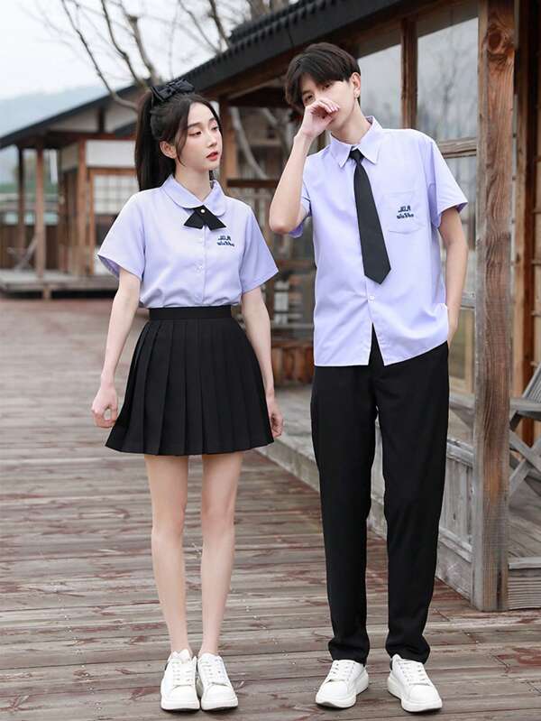 1 set Uniforme scolastica da Cosplay, Camicetta e Gonna Plissettata, Stile JK, Outfit da Studente delle Superiori, Adatto per Primavera/Estate/Autunno, Regalo di Laurea/Ognissanti