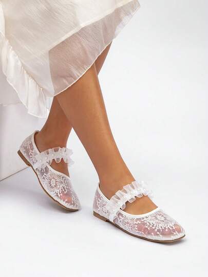 新款夏季时尚女童尖头平底鞋，青少年女学生大码平底皮鞋，户外休闲平底鞋，尖头平底校园鞋，白色婚鞋