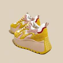 Women Chunky Shoes - 跟高5CM 無內增高 - 查看 2