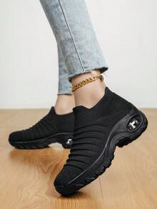 女士休闲运动鞋，透气耐用时尚舒适一脚蹬舞鞋，厚底摇晃鞋，百搭透气针织厚底增高鞋 - 黑色 - 查看 2
