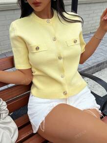 Collection d'été DEEKA - Tenue de remise de diplôme femme en tricot à manches courtes couleur jaune beurre