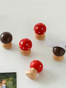 1 szt. Drewniany uchwyt w kształcie grzyba, dekoracja biurka, klips do kartek ze zdjęciami, powrót do szkoły, artykuły szkolne - Wielokolorowe - Zobacz 4