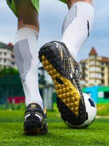 Tacos de fútbol/soccer para niños, con tachuelas para niños y niñas estudiantes, adecuados para canchas de césped artificial y natural