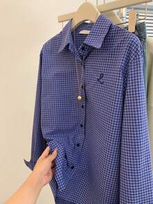 Koszula damska w kratę na jesień/zimę, nowa, modna, w stylu uniwersyteckim, haftowany wzór, kieszenie zapinane na guziki z przodu, luźna, wygodna, idealna do pracy, Klein Blue, odpowiednia do noszenia na co dzień i do pracy