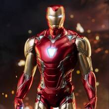 Hasbro Figuras coleccionables de exhibición de 4 pulgadas de la serie Iron Man del 10.º aniversario de  I-VII no luminosas, armadura fiel a la película y base extraíble, edición de coleccionista