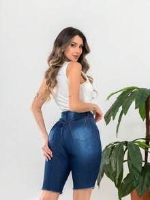 Bermuda Jeans Feminino Cintura Alta Meia Coxa Empina Bumbum - Lavagem escura - Visão 5