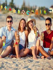 Sommerdekorationen zum Aufhängen, Holzornamente – 12 Stücke, hängende Ornamente für die Hawaii-Luau-Party für den Baum, tropische Dekorationen mit Schnur für Hawaii-Luau-Strandparty-Zubehör