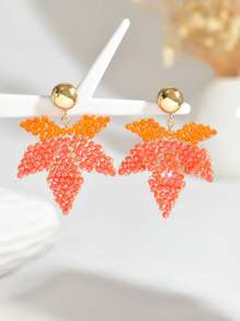 1 par de brincos de folha de bordo laranja, luxuosos e modernos, feitos à mão com cristais artificiais, elegantes e minimalistas, adequados para uso diário, férias e festas.