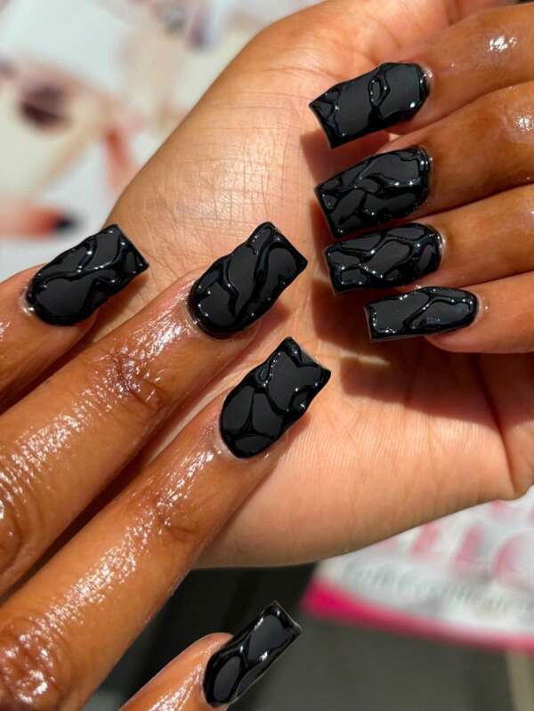 24 Pieces Of Medium Square Acrylic Press On Nails Black Matte 3D High Grade Texture Asymmetrical Lines Summer Nails Daily Simple Atmosphere Girls' Gifts, Banquet Essentials Fake Nails With Jelly Glue 1 Piece File Strip 1