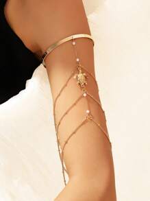 A Simple And Versatile Women's Arm Decoration, Street Racket, Open Mouth Bracelet, Shell Tassel Chain Pendant, Beach Decoration, Wedding Decoration, Arm Bracelet(Random Version)