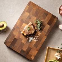 1 pieza Tabla de cortar de madera de palo de rosa de alta calidad - Bloque de cortar rectangular de madera sólida para cortar carne, queso y pan | Superficie con grano natural texturizado | Tabla de preparación elegante para uso doméstico y profesional | Tabla de cortar multiusos | Diseño de madera natural | Superficie acabada suavemente