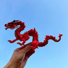 Modelos de dinossauros grandes, Tiranossauro Rex de 33 cm e Mosassauro de 38 cm com mandíbula móvel, figura de gorila King Kong Battle Roar de 19 cm, mascote dragão chinês Loong de 25 cm, conjunto de 8 dinossauros fofos - bonecos de ação de dinossauro realistas pintados à mão - Multicolorido - Ver 10