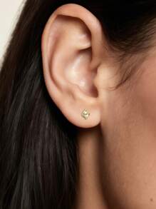 1 Paar hochwertige S925 Sterling Silber geometrische funkelnde kubische Zirkonia Ohrstecker, Gold- und Silberfarben mit weißen Diamanten, elegante minimalistische Ohrringe mit romantischem, luxuriösem Gefühl, geeignet für den täglichen Gebrauch von Frauen, Lässig, Reisen, Partys, Hochzeiten. Kommt in einer delikaten Geschenkbox, ideal als Muttertagsgeschenk, Ohrlochpflege, hypoallergen.