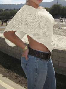 ملابس علوية كاجوال صيفية كبيرة الحجم للنساء ذات لون أحادي وطبعة حرف محظوظ بأكمام خفافة، ملابس علوية محبوكة شبكية مفرغة مناسبة للعطلات والشاطئ مع حافة غير متماثلة