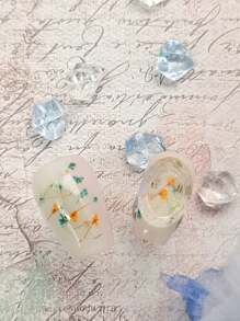 10 Peças de Unhas Artificiais Prensadas à Mão, Estilo Simples e Elegante, Decoradas com Olho de Gato Verde, Flores Secas e Pedras de Vidro, Unhas Artificiais Curtas no Formato Caixão Adequadas para Meninas e Mulheres, com 1 Peça de Cola de Gelatina e 1 Lixa de Unhas.