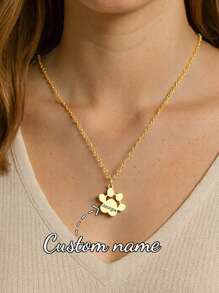 Colar com pingente de pata de cachorro fofo personalizado de estilo simples, colar com nome gravado personalizado e pingente de pata de cachorro, corrente de clavícula feminina de aço inoxidável com padrão de pegada de animal de estimação de desenho animado, joia para festa