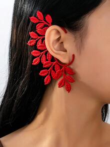 1pc Fashionable Leaf Design Clip-On Earrings For Women - Yellow Gold - View 2