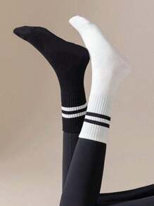 2/6/8 Paar gestreifte Herren Socken, schwarz/weiß, knöchelhoch/kniehohe Athletik/Sport Socken, unisex