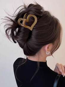 4 Stück elegante, minimalistische herzförmige Haarklammern in Latte-Farbe mit matter Oberfläche, Tageshaarclips für Hochsteckfrisuren und halbe Hochsteckfrisuren, Haaraccessoires geeignet für Muttertag, Schulanfang, Thanksgiving, Weihnachten, Geschenke - Haarklammern, Haarklemmen, Haarclips, elegante Haarklammern für Frauen
