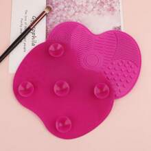 1pc Silicone Apple Shaped Brush Cleaning Mat With Suction Cup, Portable Makeup Brush Cleaner