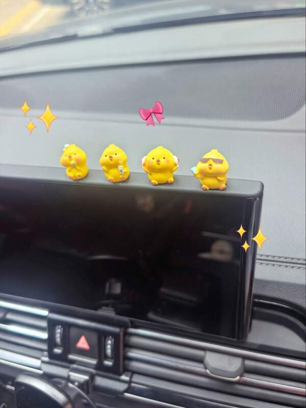 1PC/2PCS/4PCS Mini Car Swinging Ornament Rear View Mirror Accessories Little Yellow Chicken Cute Funny Car Decoration Car Accessories Essentials Women Cute Girl Interior Ornaments Gifts