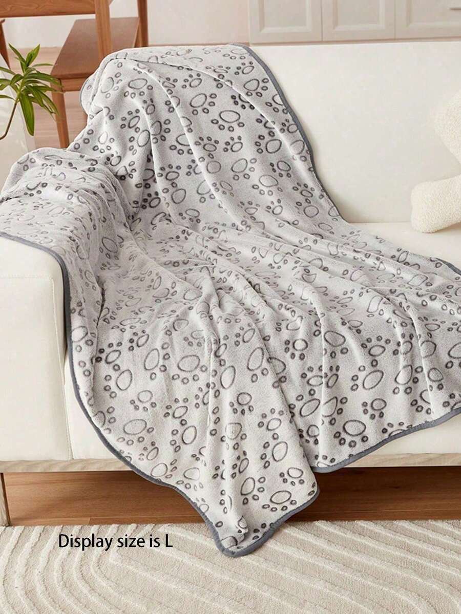 Pets Blanket Paw Print With Anti-Slip Design All Seasons Soft Warm Puppy Pet Blanket Small Medium Large Dogs Cats Pet Accessories