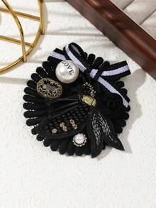 1 件优雅风格针织蜜蜂设计闪亮配饰，学院徽章，蕾丝花，女士胸针，奢华珠宝胸针，适合约会礼物和日常佩戴