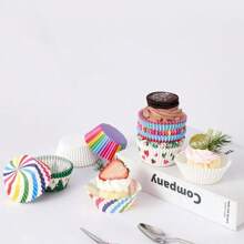 200 piezas de envases para cupcakes de colores surtidos - diseños variados para fiestas y días festivos, aptos para Halloween, Navidad, Pascua y Acción de Gracias