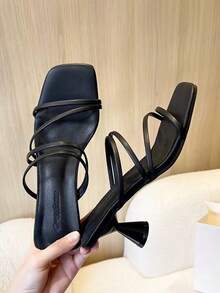 Sandalias de tacón alto con tiras finas y punta abierta sencillas para mujer - Negro - Ver 3