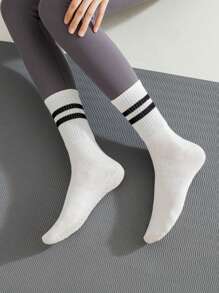 1 Pair Anti-Slip Breathable Sports Yoga Socks, Silicone Non-Slip Simple Striped Mid-Calf Socks Suitable For Home Fitness, Gym, Outdoor Sports, Yoga, Dance, Pilates, Indoor Shock-Absorbing Workout Socks