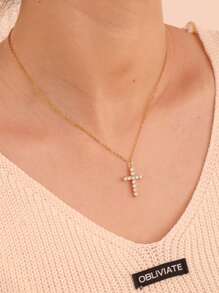 1 pièce Collier avec croix en or incrustée de zircone cubiques en acier inoxydable classique
