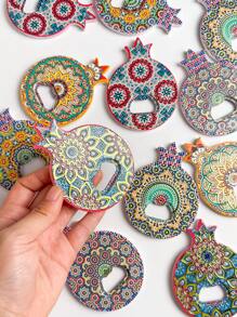 1pc Bohemian Style Pomegranate Shaped Symmetrical Floral Pattern Debossed Gold Foil Magnetic Bottle Opener, Suitable For Home Decor, Daily Use And Birthday/Holiday Gifts