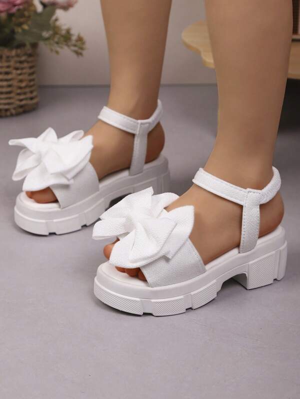 1 Pair Girls' Fashionable Thick Soled Sandals With Bow, Sweet And Cute, Suitable For Children, Casual Wear For Travel And Resort In Summer
