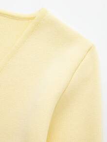 休闲百搭简约奶油黄针织开衫