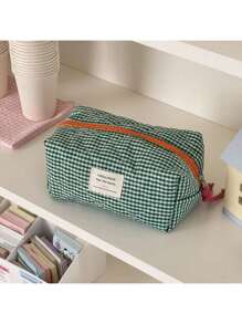 Green Classic Plaid Makeup Bag, Soft Fabric Zipper Pouch, Simple Plaid Pattern Travel & Daily Use Organizer Bag For Women Travel Essentials Vacation Summer Holiday Back To School School Stuff Bag For School Travel Bag For Women Makeup Bag For Travel