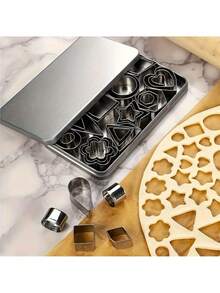 30 件套饼干切刀套装、迷你饼干切刀套装、家用饼干切刀、面团切刀、蛋糕皮切刀和水果切刀