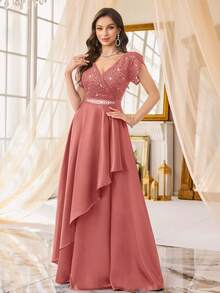 MIUSOL فستان سهرة ماكسي مزين بالترتر والدانتيل بياقة على شكل حرف V وأكمام على شكل بتلات والخصر غير متماثل ومنسدل والبطانة من السان، فستان سهرة أنيق للنساء، ثوب سهرة رسمي، فستان حفل كبير، لضيوف الزفاف، التخرج، العشاء