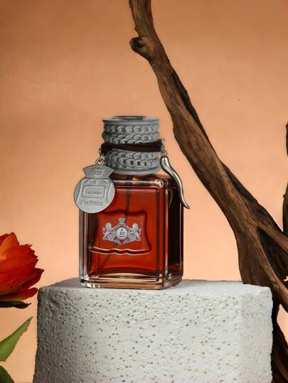 50ml Profumo da uomo, fresco e naturale con note legnose che dura a lungo. Eau de toilette di alta gamma e lussuoso regalo per lui. Con un aroma delicato e affascinante e un unico deodorante a forma di nuvola di lusso, è il regalo perfetto per la Festa del Papà