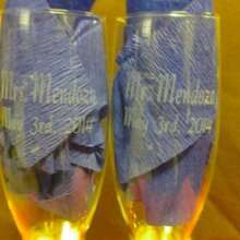 Flûtes à champagne personnalisées avec le nom pour le mariage, verres à champagne, cadeaux de mariage, cadeaux de champagne, flûte personnalisée, cadeau pour la mariée et le marié