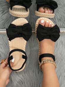 Women's Fashionable, Elegant, Classic, Simple And Stylish Outdoor Non-Slip Beach Slippers With Decorative Stickers, Suitable For Spring And Summer - Black - View 2