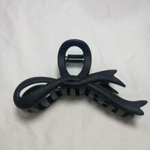 1pc Women's Solid Color Flocked Bow Tie Ribbon Flocked Hollow Big Hair Clip, Elegant Sweet Fashion For Campus, Party, Daily Wear, Gift Claw Clips Winter Hair Accessories