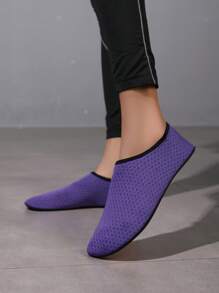 Zapatos de agua negros para mujer, zapatos deportivos y casuales para natación, zapatos acuáticos antideslizantes para senderismo, adecuados para vacaciones, viajes, playa, yoga, pesca al aire libre